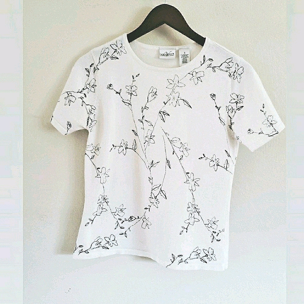 Villager Liz Claiborne floral top
